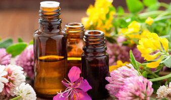 Minyak penting sareng baking soda pikeun pembesaran sirit